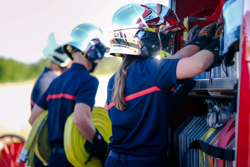 Sapeurs-pompiers en intervention, reportage